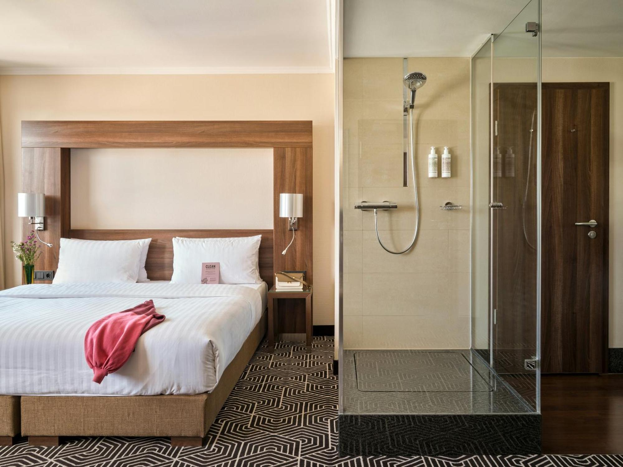 Superior Double or Twin Room City View