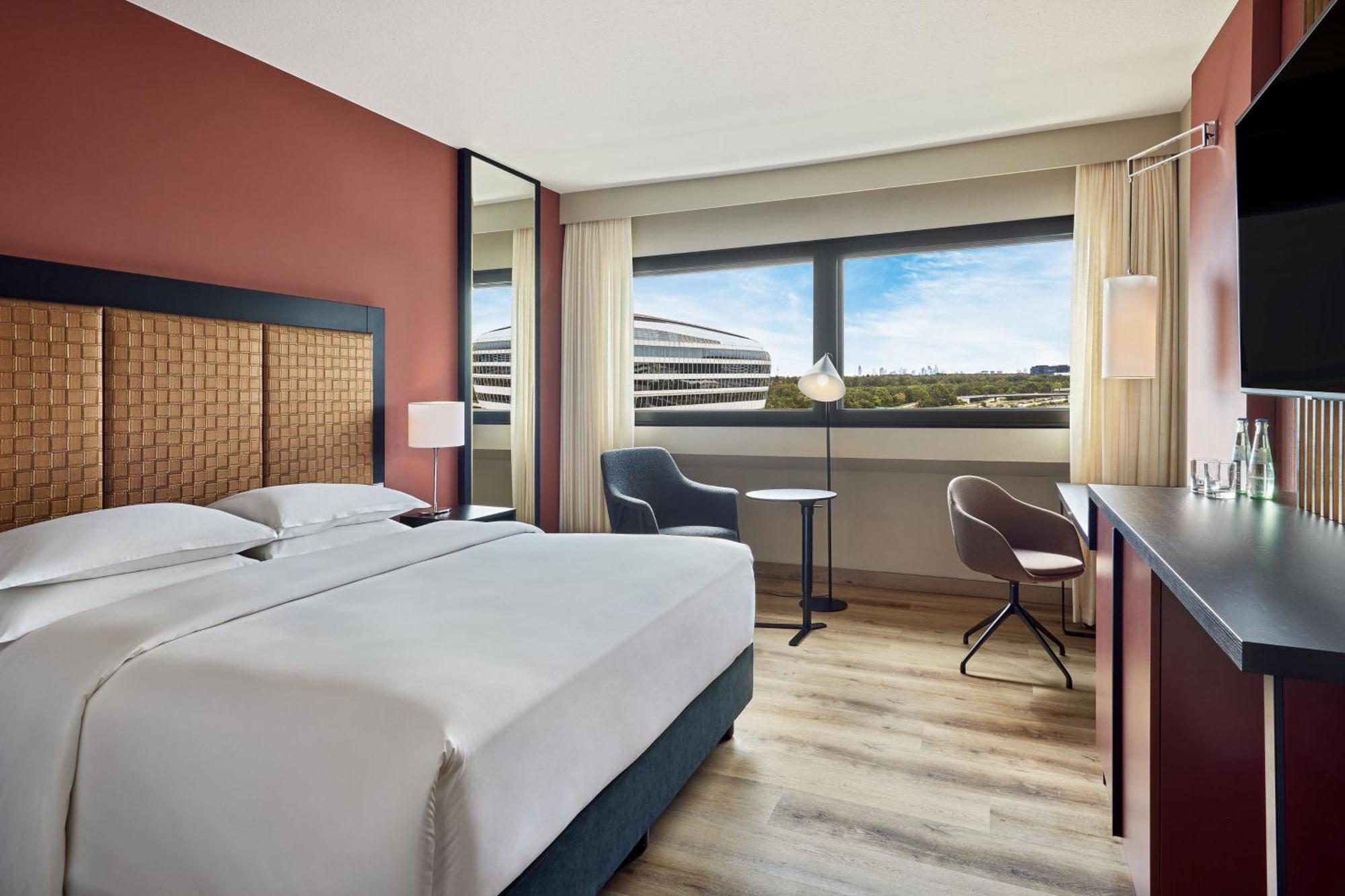 Premium Room Guest room 1 King or 1 Queen