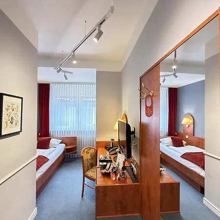 Hotel West An Der Bockenheimer Warte-3
